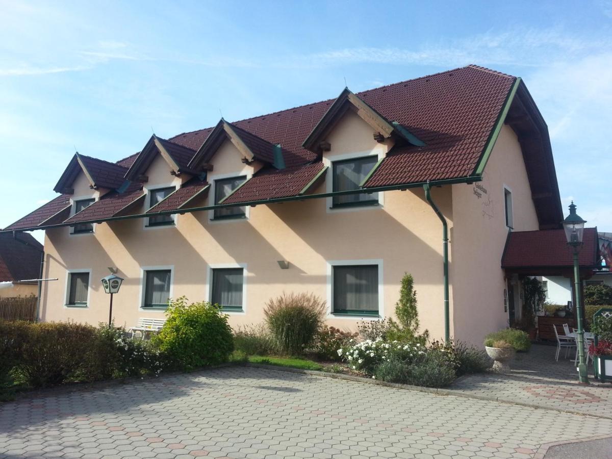 Restaurant Gaestehaus Seiger Sankt Lorenzen bei Knittelfeld 外观 照片